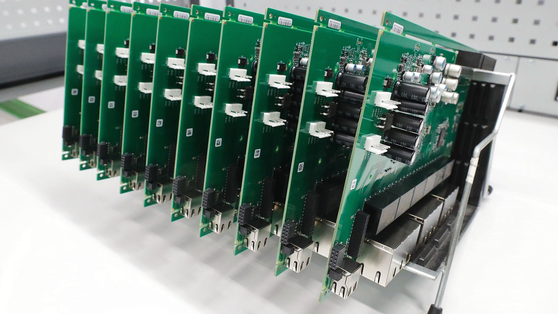 Серийное производство электронных изделий